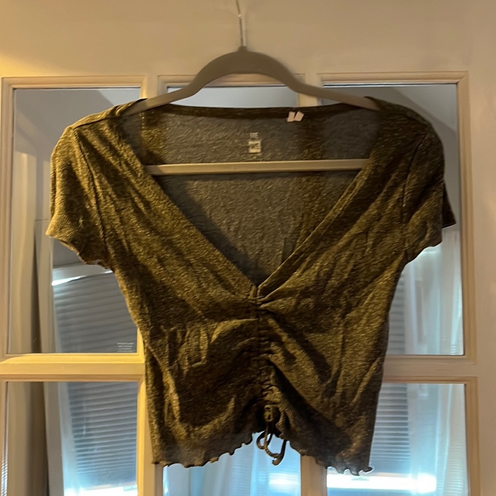 Gray Tshirt scrunch front crop top